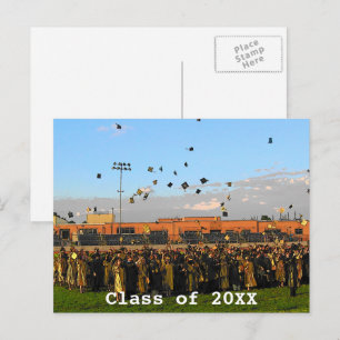Abschluss-Klasse 20XX auf Feld Postkarte