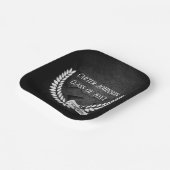 Abschluss Laurel Wreath auf Black Rock Pappteller (Gewinkelt)