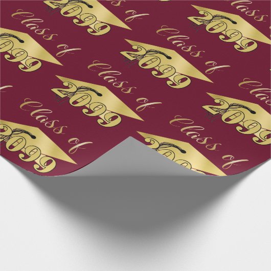 Abschluss Maroon Metallic Gold Class Year Geschenkpapier (Ecke)