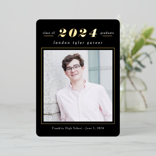 Abschluss mit einfachen Stats bearbeiten Moderne F Folieneinladung (Stehend vorne)