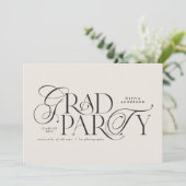 Abschluss Moderne, elegante Typografie schwarz-wei Einladung (Stehend Vorderseite)
