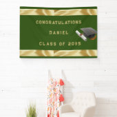 Abschluss Mortar Board Green und Gold Banner (InSitu)