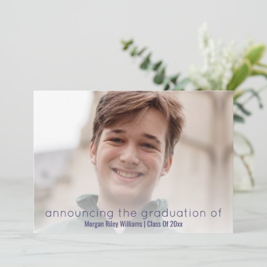 Abschluss Navy Blue Simple White Overlay Foto Ankündigung (Stehend Vorderseite)