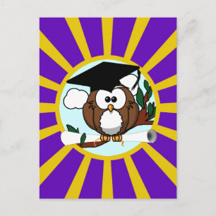 Abschluss Owl Lila und Gold School Colors Ankündigungspostkarte