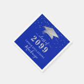 Abschluss Royal Blue Silver Confetti Script Serviette (Ecke)