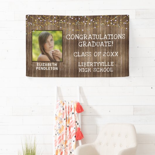 Abschluss Rustikales Foto mit Holzstring Lights Banner (Insitu)