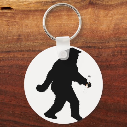 Abschluss Sasquatch mit Grad Cap Schlüsselanhänger (Vorderseite)