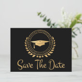 Abschluss Save the Date Gold Emblem Grad Cap (Stehend Vorderseite)