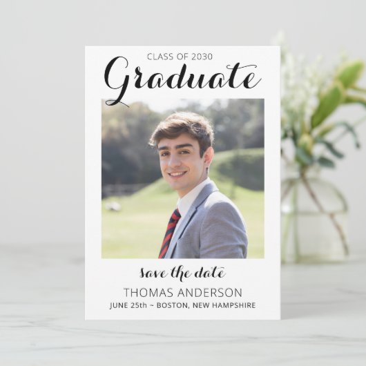 Abschluss Save the Date Modernes Foto Ankündigung (Stehend Vorderseite)