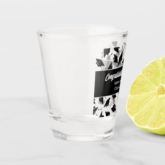 Abschluss Schwarz-weiß Caps Personalisiert Schnapsglas (Links)