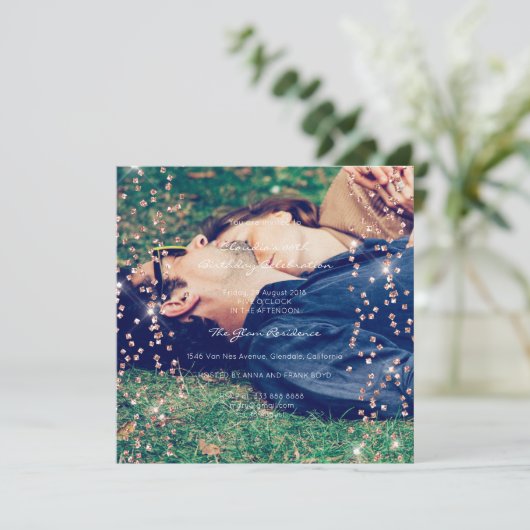 Abschluss Spark Foto Confetti Rose Maroo Einladung (Stehend Vorderseite)