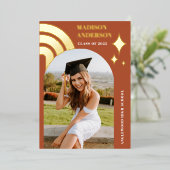 Abschluss Terracotta Rainbow Arch and Stars Folieneinladung (Stehend vorne)