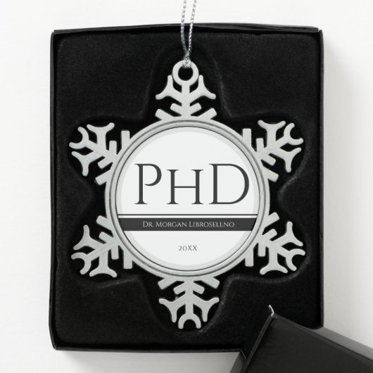 Abschluss White Black Gray Name Jahr PhD Schneeflocken Zinn-Ornament (Box)