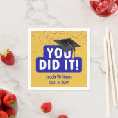 Abschluss-Zeichen und Hut in Confetti Serviette (Beispiel)