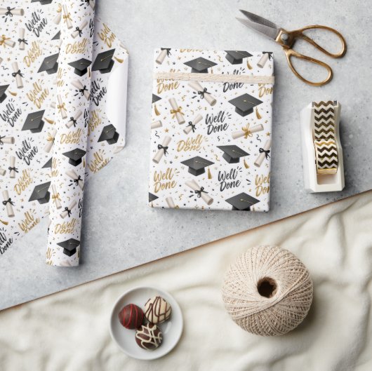 Abschlussdiplome mit Text "Gut Gemacht" Geschenkpapier (Kunsthandwerk)