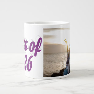 Abschlussfoto 2026 mit violettem Text Jumbo-Tasse