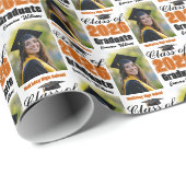 Abschlussfoto der Orange Klasse 2026 Geschenkpapier (Rolleneckpunkt)