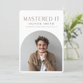 Abschlussfoto Master-Abschlussfeier Einladung (Stehend Vorderseite)