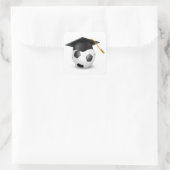 Abschlusskappe auf einem Fußball Quadratischer Aufkleber (Tasche)