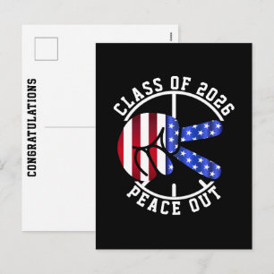 Abschlussklasse 2026 Peace Out Graduate Blau Feiertagspostkarte