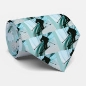 Abschüssiger Skifahrer auf eisigen Bändern Krawatte (Gerollt)