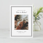 Absolute klassische Schwarz-Weiß-Monogramm Einladung (Stehend Vorderseite)