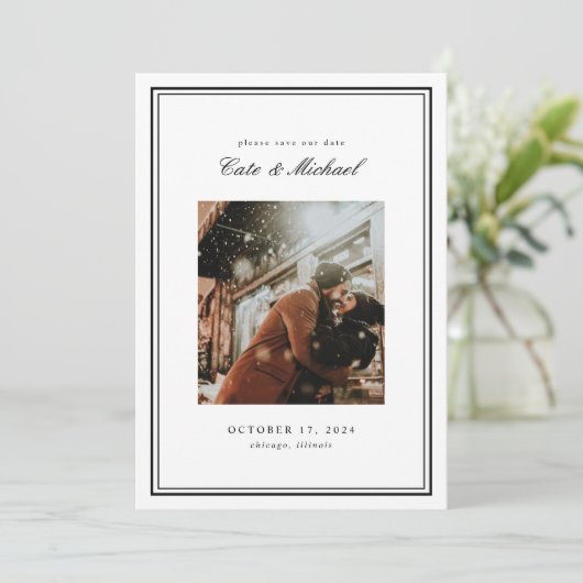 Absolute klassische Schwarz-Weiß-Monogramm Einladung (Stehend Vorderseite)