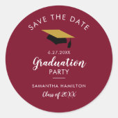 Absolvent 2025 Burgund Save the Date Grad Party Runder Aufkleber (Vorderseite)