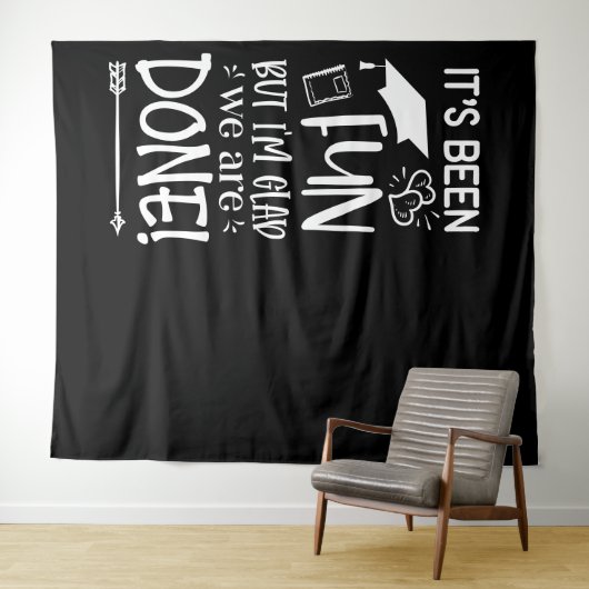 Absolvent | Been Glad's Done Background Wandteppich (Beispiel (Horizontal))