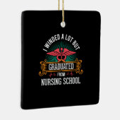 Absolvent der Krankenpflegerschule Keramikornament (Rechts)