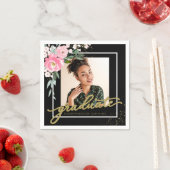 Absolvent Hot Pink Blütengrad Party Foto Schwarz Serviette (Beispiel)