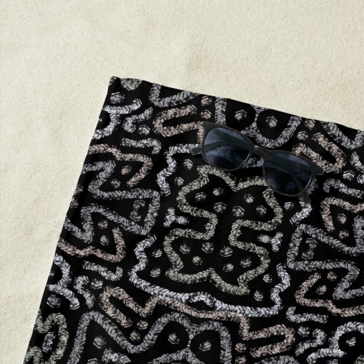 Abstract Arrow Grunge Pattern And Soft Pastels Strandtuch (Beispiel)