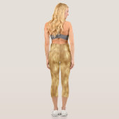 Abstract Brushed Gold Texture Capri Leggings (Rückseite)