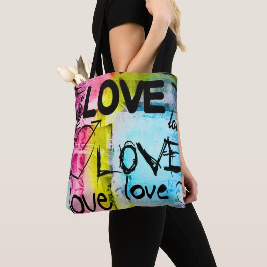 Abstract Colorful Modern Graffiti Love  Tasche (Von Nahem)