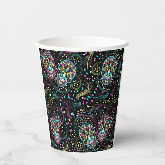 Abstract Colorful Spooky Skulls Halloween Pappbecher (Vorderseite)