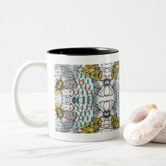 Abstract design with flowers and bees mug theme zweifarbige tasse (Mit Donut)