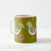 Abstract Farm Art Green Coffee Cup – Chicken & Egg Zweifarbige Tasse (Vorderseite Links)