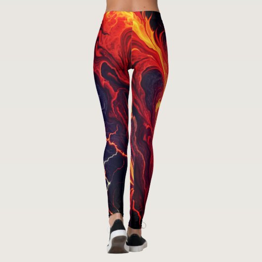 Abstract Fire Marble – Seamless Fiery Fluid Patter Leggings (Rückseite)