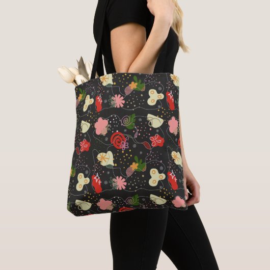 Abstract Floral Doodle Tote Tasche (Von Nahem)