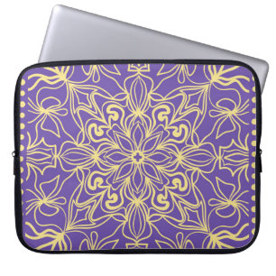 Abstract floral pattern. geometry, mandala design laptopschutzhülle