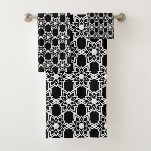 Abstract Flower Mandala Pattern on Black Badhandtuch Set (Insitu)