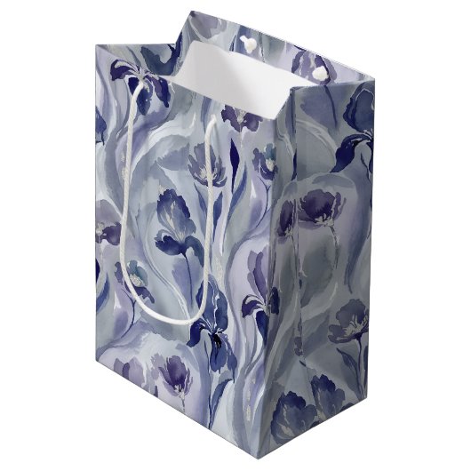 Abstract Flowers Pattern Indigo Purple Iris Mittlere Geschenktüte (Vorderseite Schrägansicht)