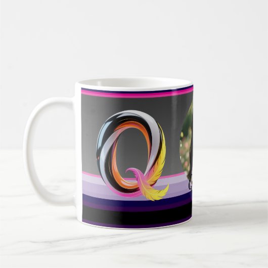 Abstract Fluid Letter Q Neon Feather Kaffeetasse (Links)