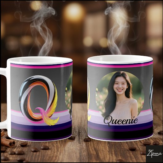 Abstract Fluid Letter Q Neon Feather Kaffeetasse