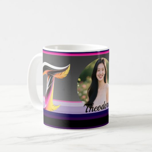 Abstract Fluid Letter T Neon Feather Kaffeetasse (Vorderseite Links)