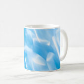 Abstract glitter lights on blue background. Round Kaffeetasse (VorderseiteRechts)