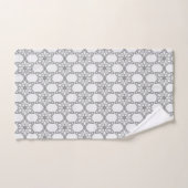 Abstract Gray Flower Mandala Pattern on White Badhandtuch Set (Handtuch)