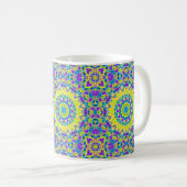 Abstract modern mosaic kaleidoscopic tile pattern kaffeetasse (VorderseiteRechts)
