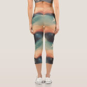 Abstract Nature: Minimalist Lotus & Bird Design Capri Leggings (Rückseite)