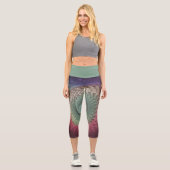 Abstract Snail Colorful Modern Fractal Art Capri Leggings (Vorderseite)